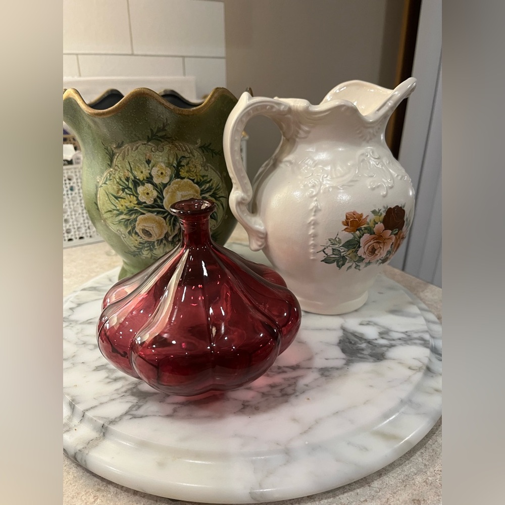 Antique vases, great condition!
